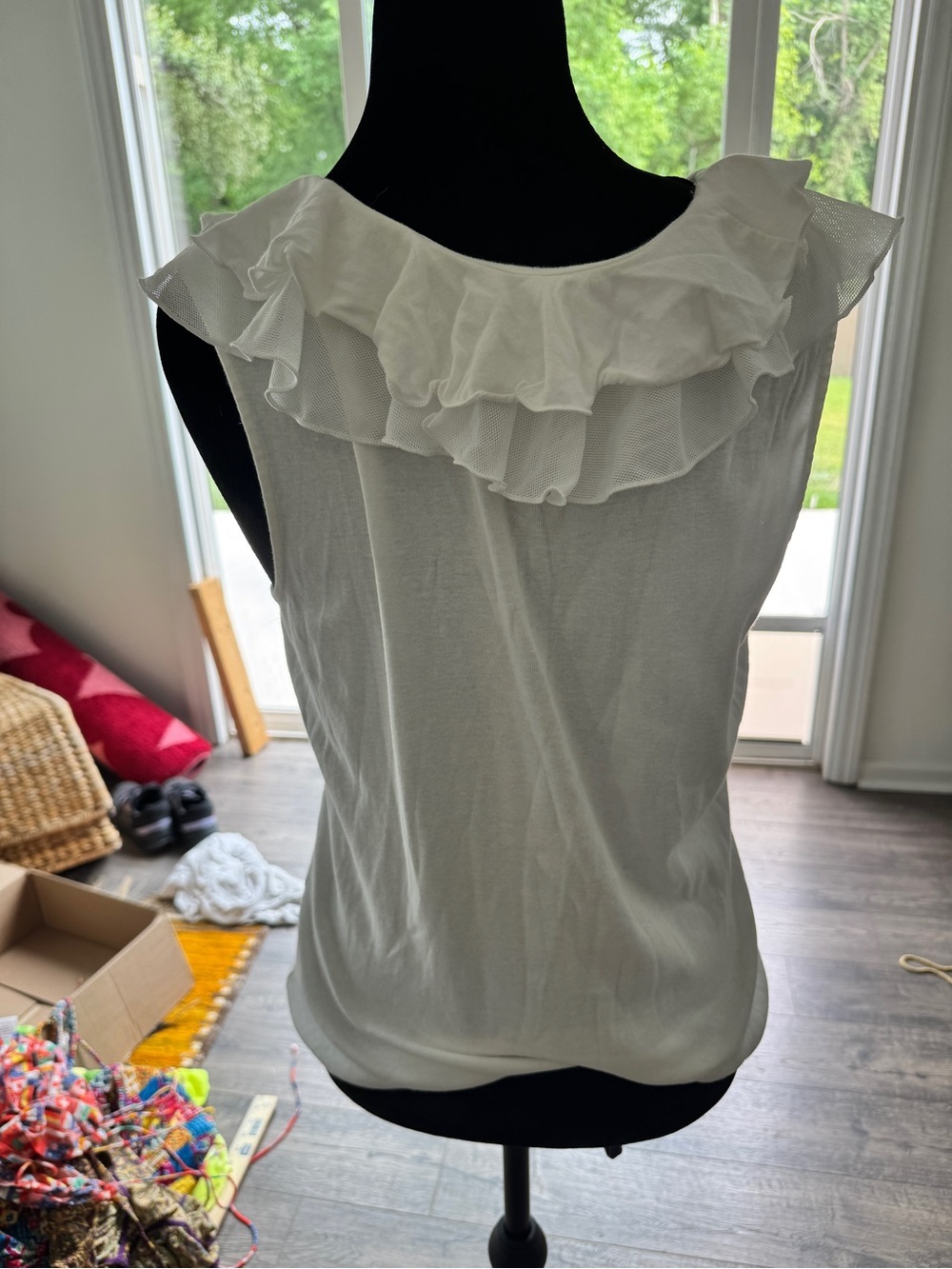 Chaps White Ruffle V-Neck Sleeveless Camisole - Picture 8 of 8